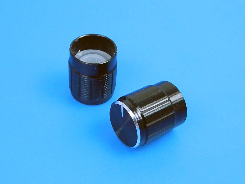 Knoflík na potenciometr 14mm, oska 6mm, hliníkový černý s ukazatelem polohy